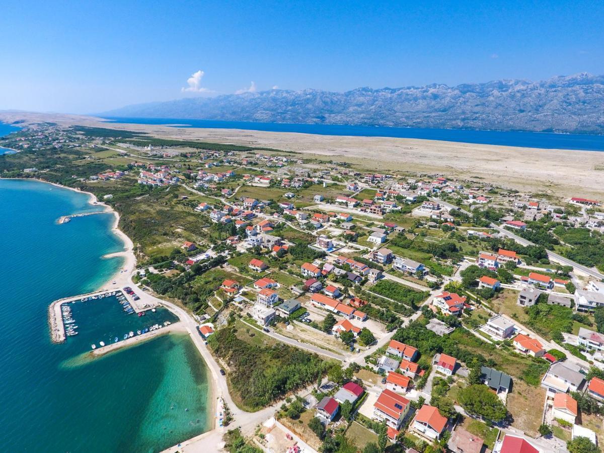 Zrno Soli Rtina Luaran gambar